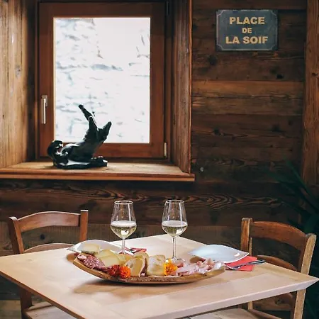 Maison Farinet 상레미 앙보스