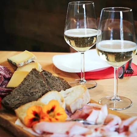 Maison Farinet 4* סנט-רמי-אן-בוסס